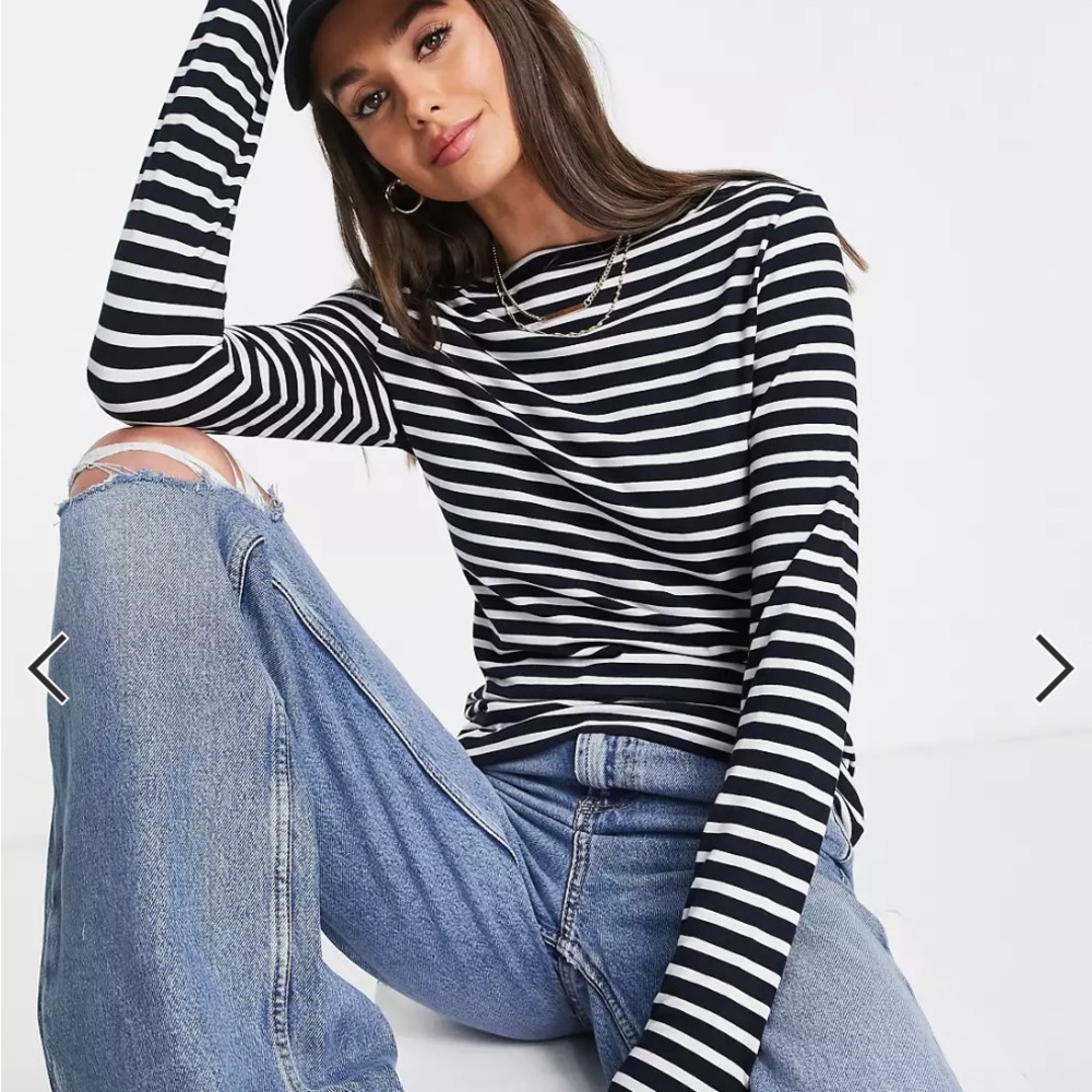 ASOS Design Tall Slong Sleeve Tee Shirt White and Navy 8